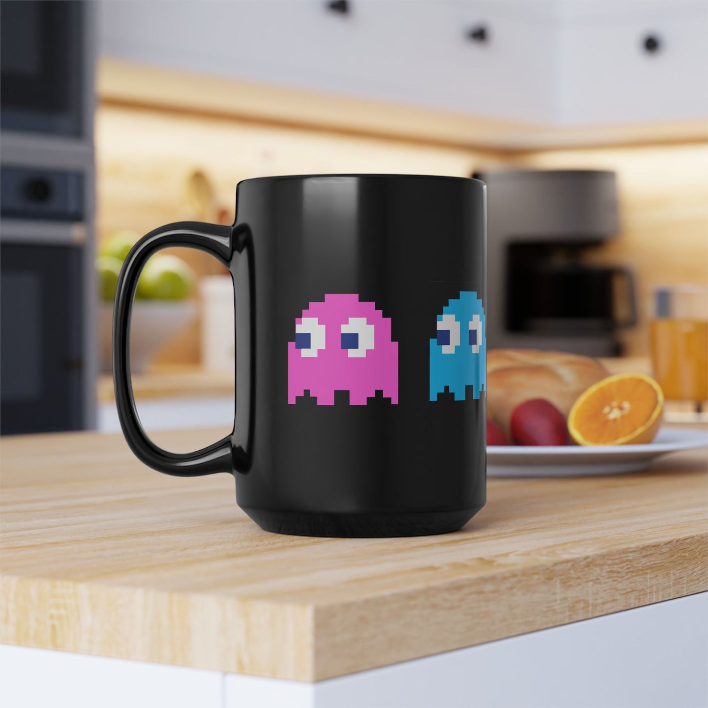 Pac-Man Chase Retro Mug