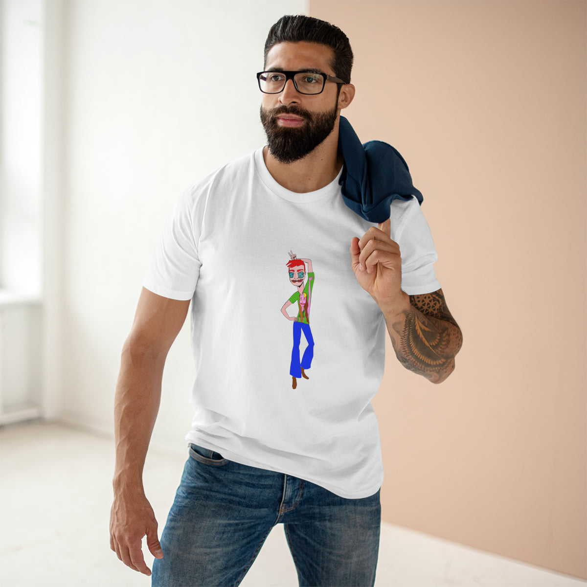 Man wearing the TeeMan men’s graphic T-shirt in white with original illustrated character design